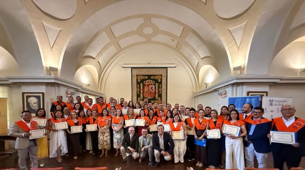 Graduación de la 19ª. Edición Máster en Microfinanzas y Desarrollo Social por la Universidad Alcalá en España.
